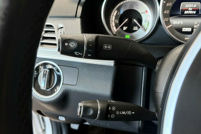 mercedes-benz-300-elektrisitetdiesel-2014-big-21