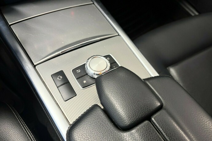 mercedes-benz-300-elektrisitetdiesel-2014-big-14