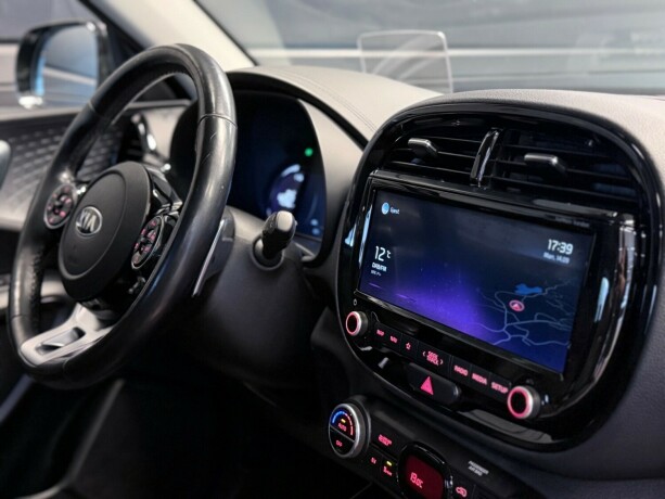 kia-soul-elektrisitet-2021-big-14