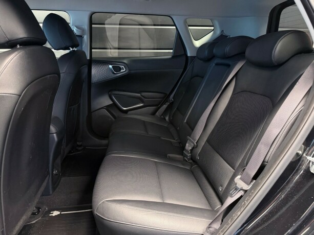 kia-soul-elektrisitet-2021-big-18