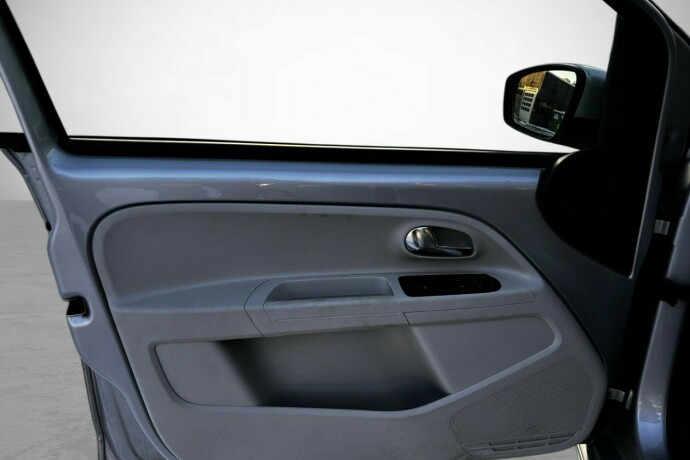volkswagen-up-elektrisitet-2014-big-12