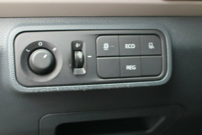 maxus-e-deliver-3-elektrisitet-2020-big-12