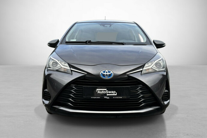 toyota-yaris-elektrisitetbensin-2018-big-2