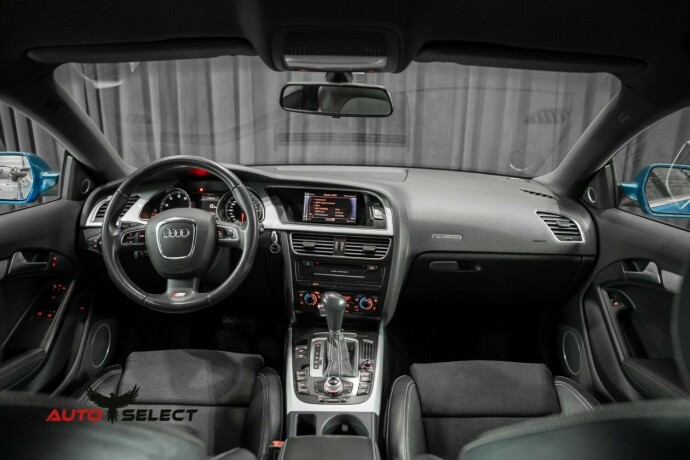 audi-a5-bensin-2011-big-29