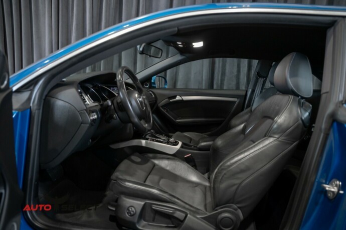 audi-a5-bensin-2011-big-17