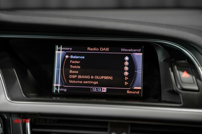 audi-a5-bensin-2011-big-31