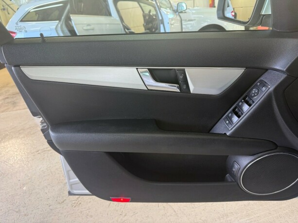 mercedes-benz-c200-diesel-2007-big-26