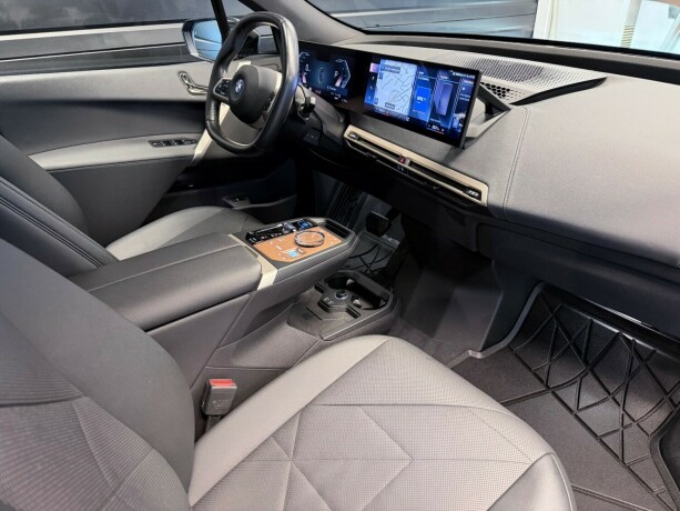 bmw-ix-elektrisitet-2022-big-13