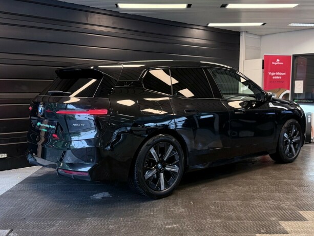 bmw-ix-elektrisitet-2022-big-8