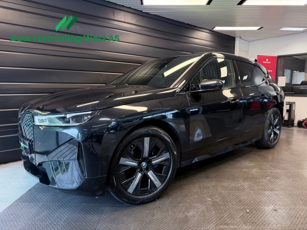 bmw-ix-elektrisitet-2022-big-0