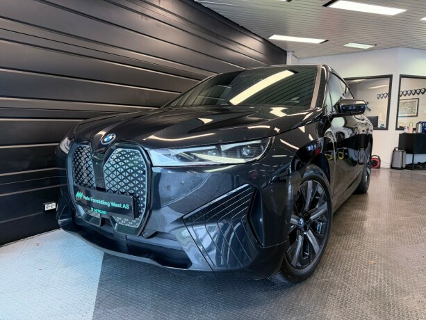 bmw-ix-elektrisitet-2022-big-2