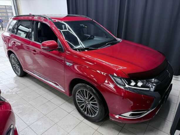 mitsubishi-outlander-elektrisitetbensin-2020-big-9
