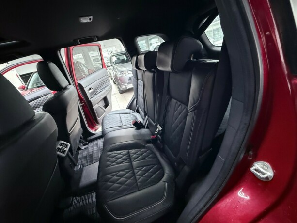 mitsubishi-outlander-elektrisitetbensin-2020-big-37