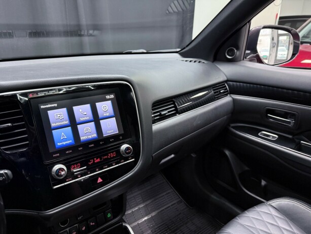 mitsubishi-outlander-elektrisitetbensin-2020-big-29