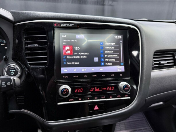 mitsubishi-outlander-elektrisitetbensin-2020-big-22