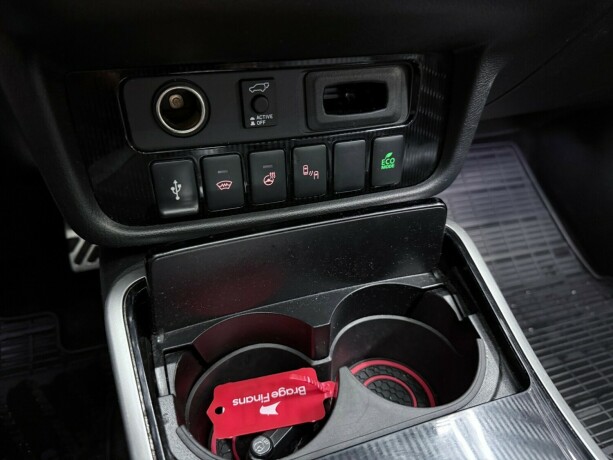mitsubishi-outlander-elektrisitetbensin-2020-big-21