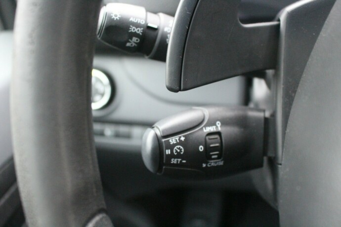 toyota-proace-diesel-2021-big-13