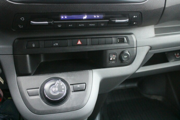 toyota-proace-diesel-2021-big-18