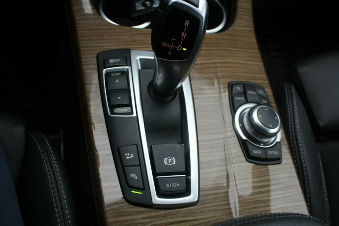 bmw-x3-diesel-2012-big-11
