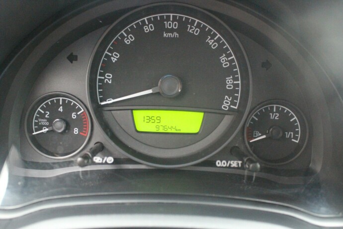 skoda-citigo-bensin-2016-big-7