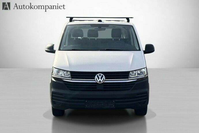 volkswagen-transporter-diesel-2023-big-6
