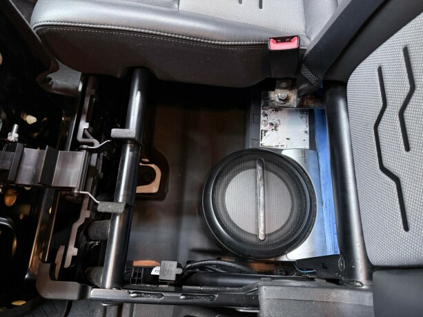 ford-transit-diesel-2014-big-21