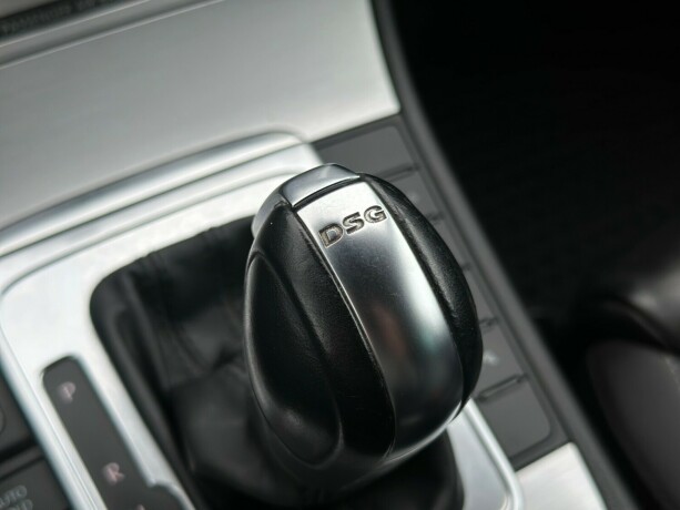 volkswagen-cc-diesel-2013-big-18