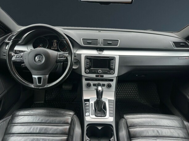 volkswagen-cc-diesel-2013-big-11