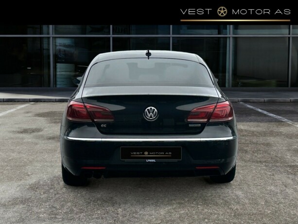 volkswagen-cc-diesel-2013-big-5