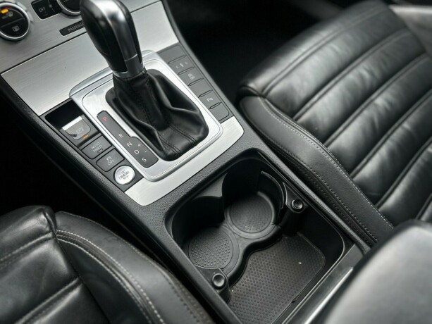 volkswagen-cc-diesel-2013-big-16