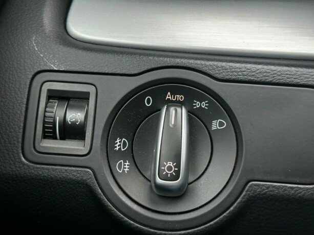 volkswagen-cc-diesel-2013-big-28