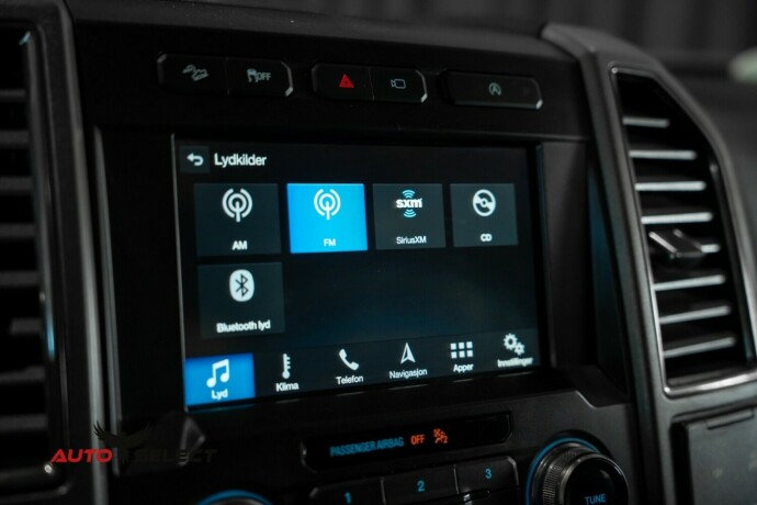 ford-f-150-bensin-2018-big-51