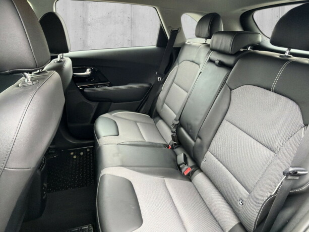 kia-e-niro-elektrisitet-2022-big-18