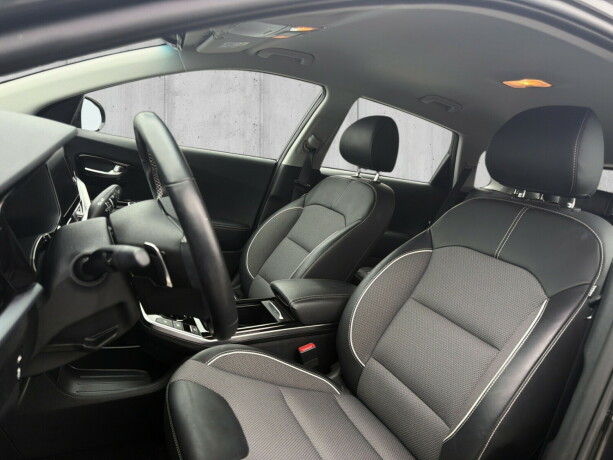 kia-e-niro-elektrisitet-2022-big-8