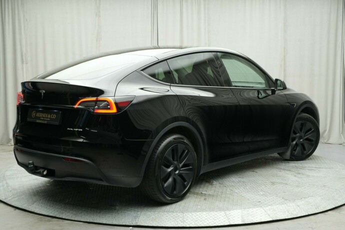 tesla-model-y-elektrisitet-2025-big-4