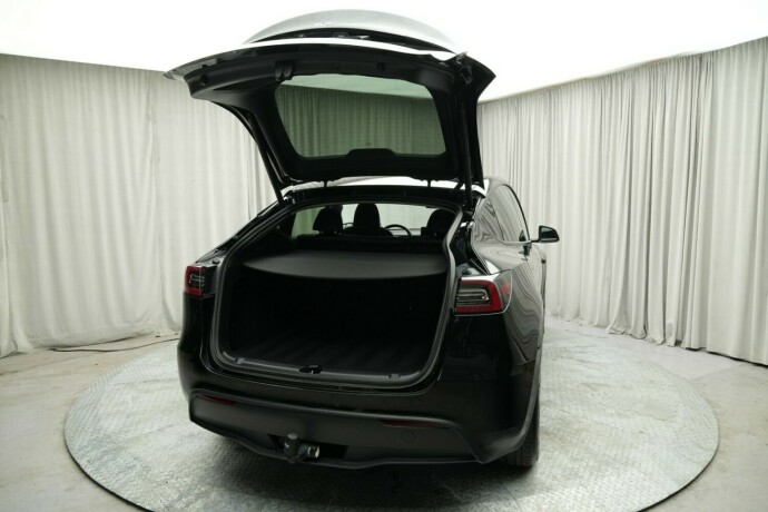tesla-model-y-elektrisitet-2025-big-11