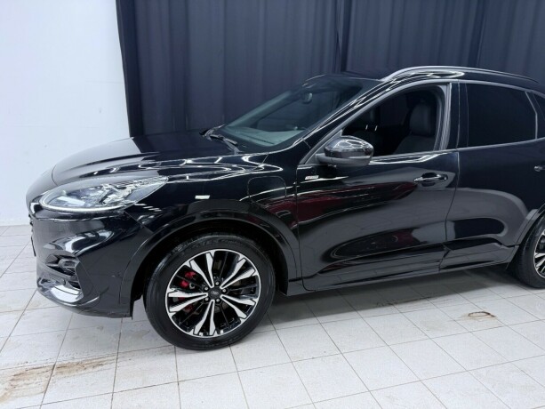 ford-kuga-plug-in-petrol-2021-big-3
