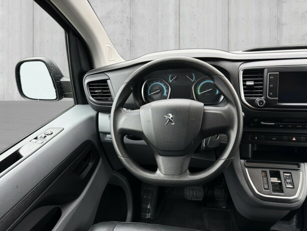 peugeot-expert-elektrisitet-2022-big-9