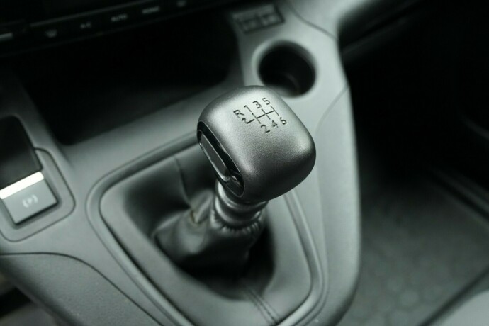 opel-combo-diesel-2020-big-20