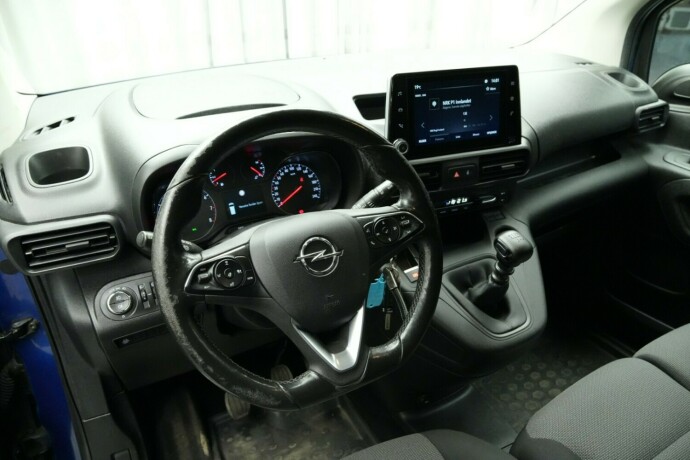 opel-combo-diesel-2020-big-27