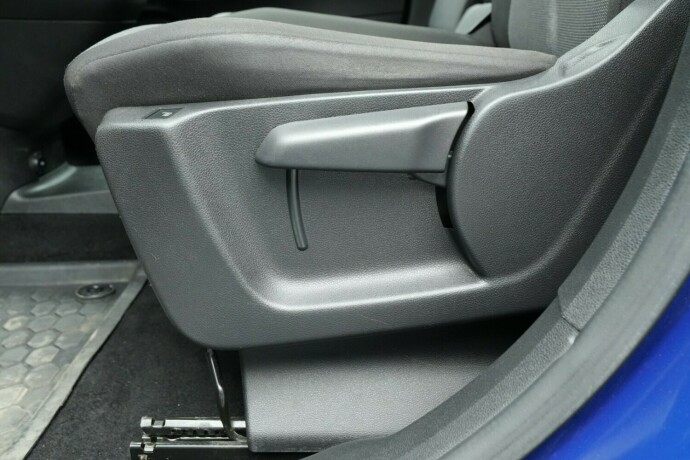 opel-combo-diesel-2020-big-18