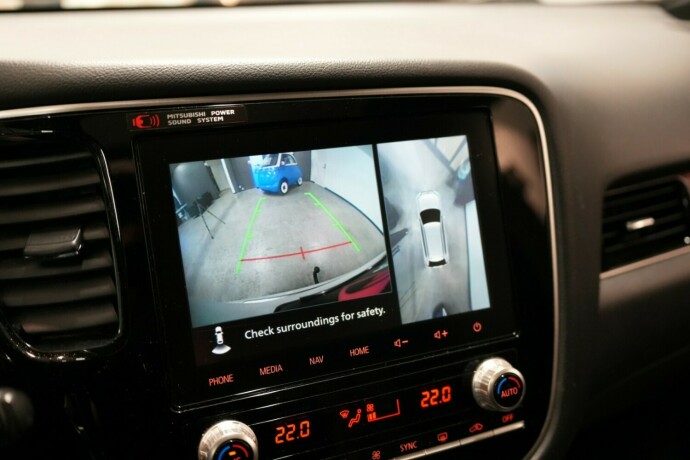 mitsubishi-outlander-elektrisitetbensin-2020-big-14