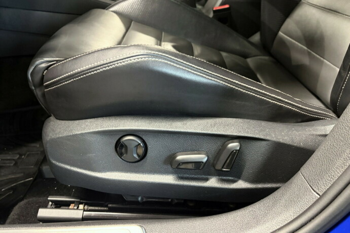 volkswagen-golf-vii-bensin-2016-big-28