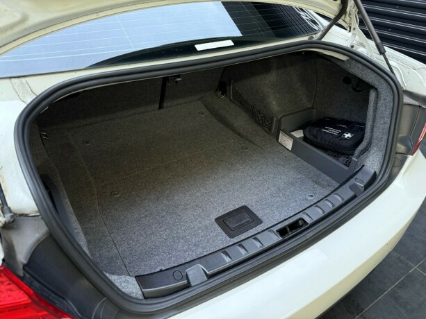 bmw-bensin-2013-big-31