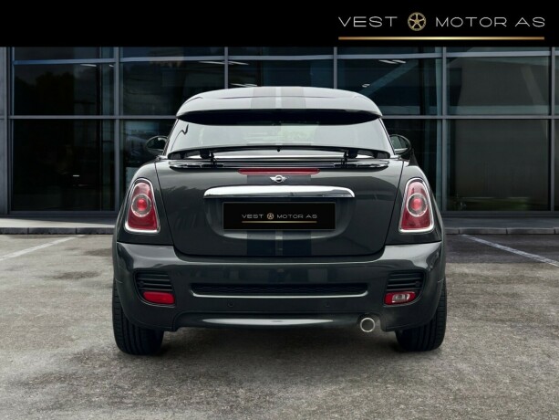 mini-cooper-bensin-2013-big-6