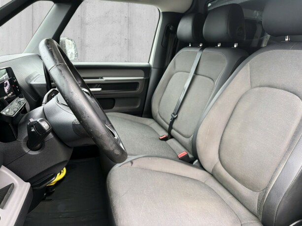 volkswagen-id-buzz-elektrisitet-2023-big-7