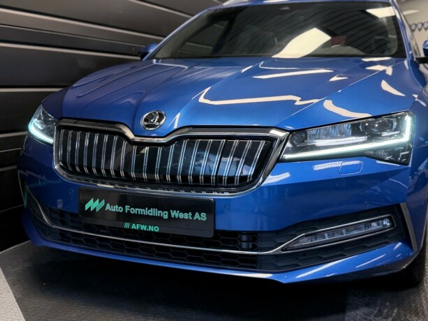 skoda-superb-elektrisitetbensin-2020-big-3