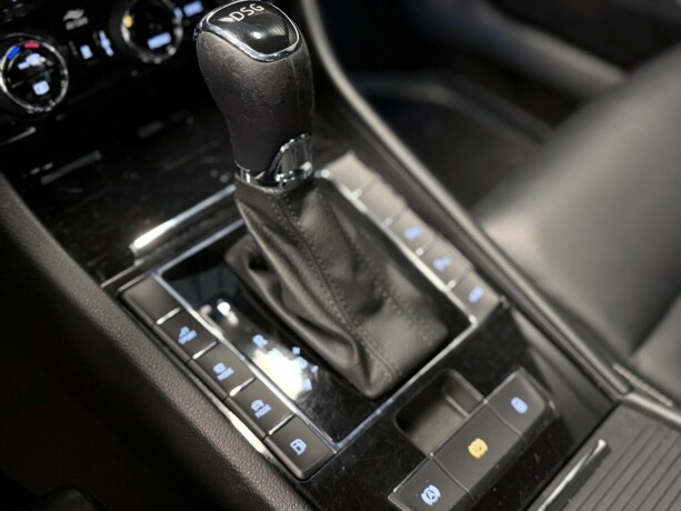 skoda-superb-elektrisitetbensin-2020-big-23
