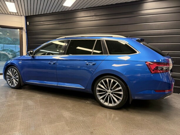 skoda-superb-elektrisitetbensin-2020-big-4