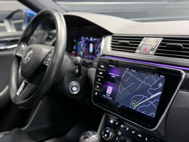 skoda-superb-elektrisitetbensin-2020-big-15